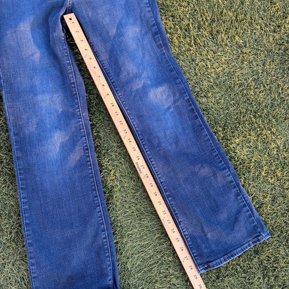 Levi's Classic Bootcut Jeans Women's Size 4 28x29 Blue Wash Denim Western Faded - Picture 6 of 8